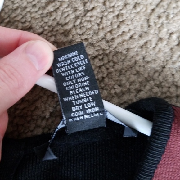 Dress - Picture 4 of 7